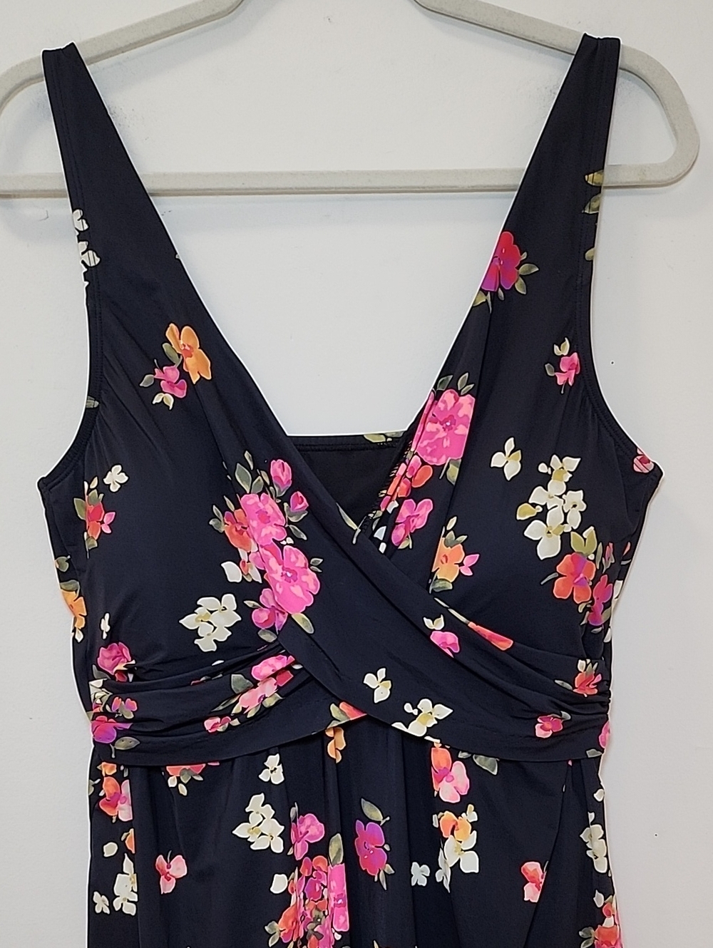 Lands' End Slender Suit wrap dress crossover V-neck Floral Blooms Swimsuit Sz 18 - Picture 6 of 16